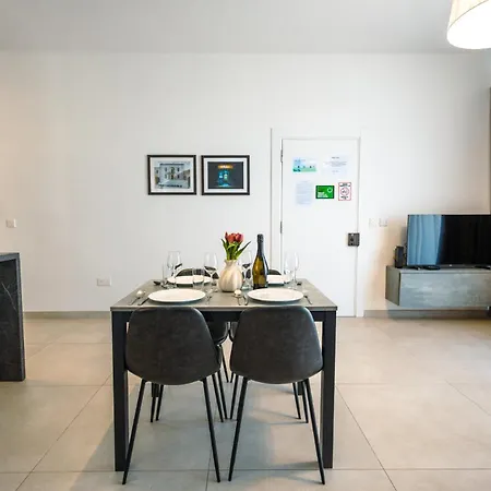Bright And Modern 2br Penthouse St Julians
