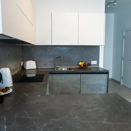 Bright And Modern 2br Penthouse St Julians