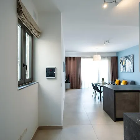 Bright And Modern 2br Penthouse St Julians Lejlighed